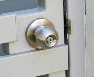 Garage-Doors-Sunshine-Coast-7